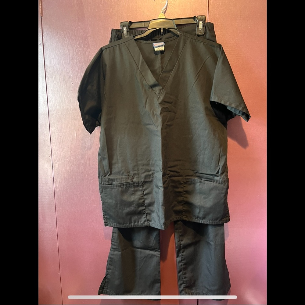 2pc Cherokee Work Wear Scrub Set